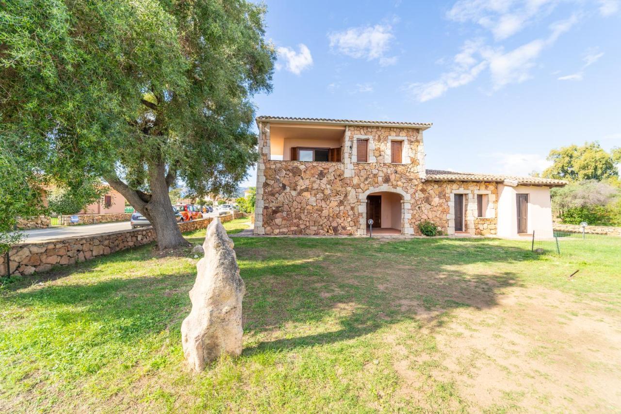 Iss Travel, Pedra Rosa 2 Bedroom Apartments With Private Terrace And Air Conditioning San Teodoro  Exterior photo